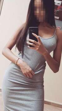 Erdemli'nin Çarpıcı Güzeli, 61 kg, 164 cm Boyundaki Bu Sihirli Esmer