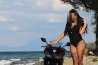 Seks yapmayı seven doyumsuz Mira
